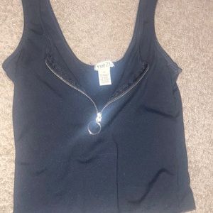 The 21 black tank top